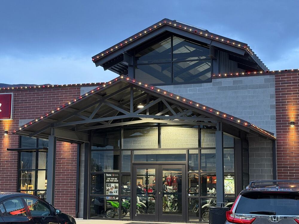 Retail storefront